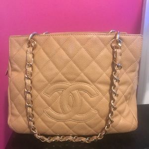 Chanel Petite Shopping Tote